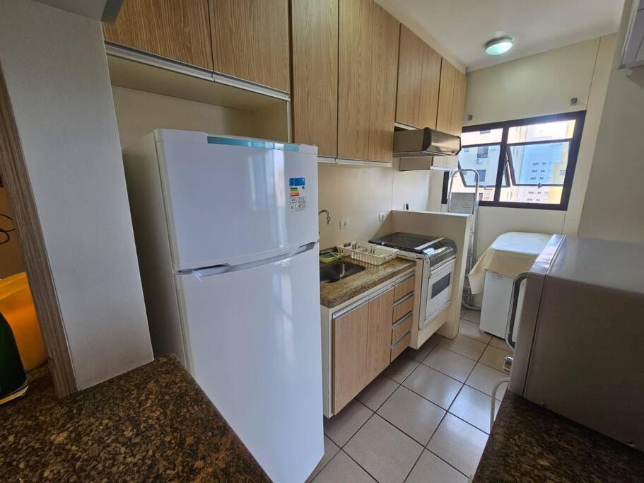 Flat Capitania Varam 143 Pitangueiras Гуаружа Экстерьер фото
